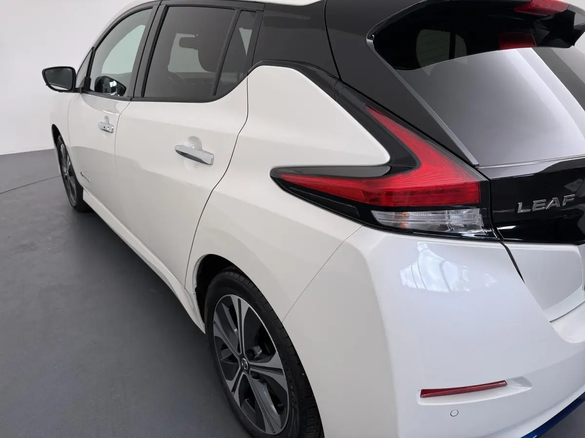 e+ Tekna 62 kWh | ProPILOT  | Adapt. Cruise | Lederen Bekl. |