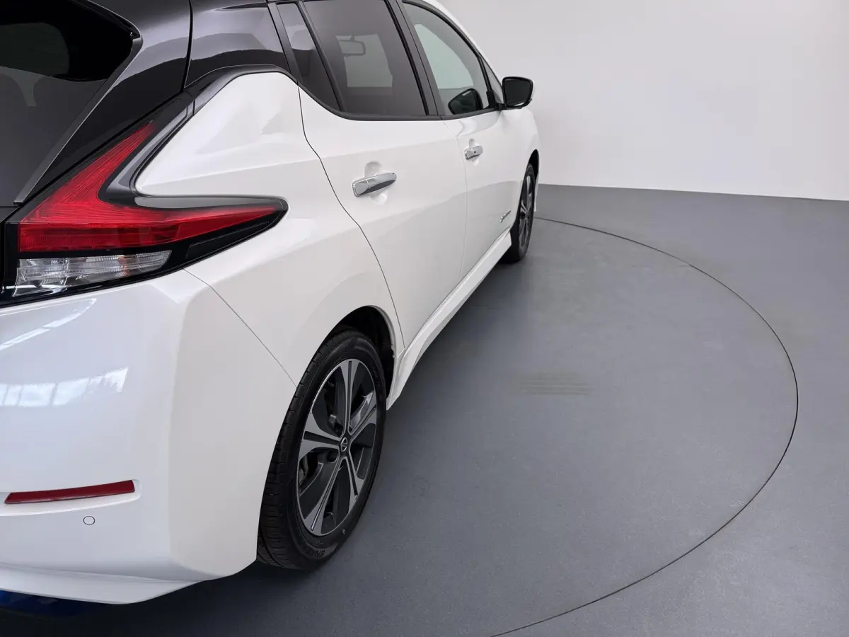 e+ Tekna 62 kWh | ProPILOT  | Adapt. Cruise | Lederen Bekl. |