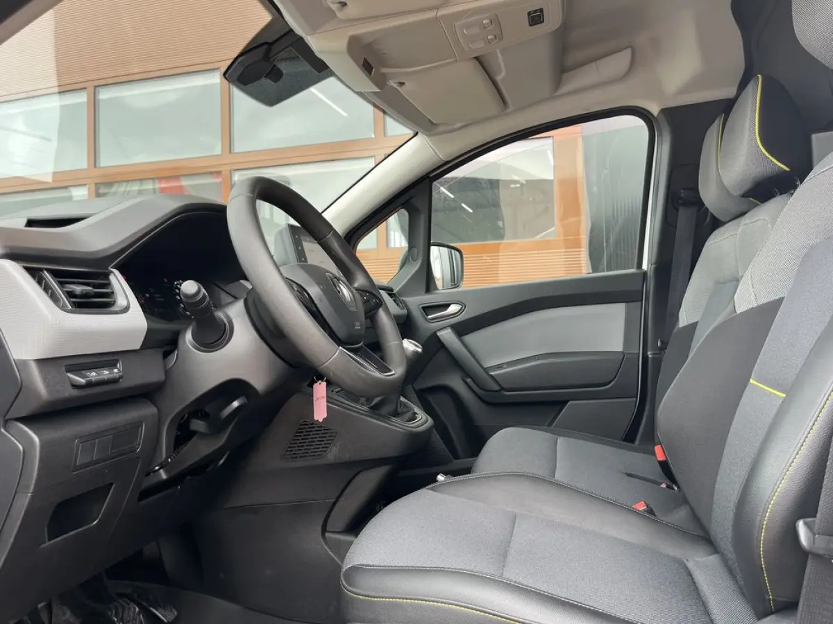 1.5 Blue dCi 95pk E6 Comfort 3p Lease €276 p/m Airco, Navi, apple carplay/android, Camera, PDC, Cruise controle, onderhoudshistorie aanwezig