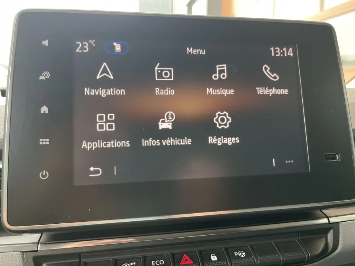 1.5 Blue dCi 95pk E6 Comfort 3p Lease €276 p/m Airco, Navi, apple carplay/android, Camera, PDC, Cruise controle, onderhoudshistorie aanwezig
