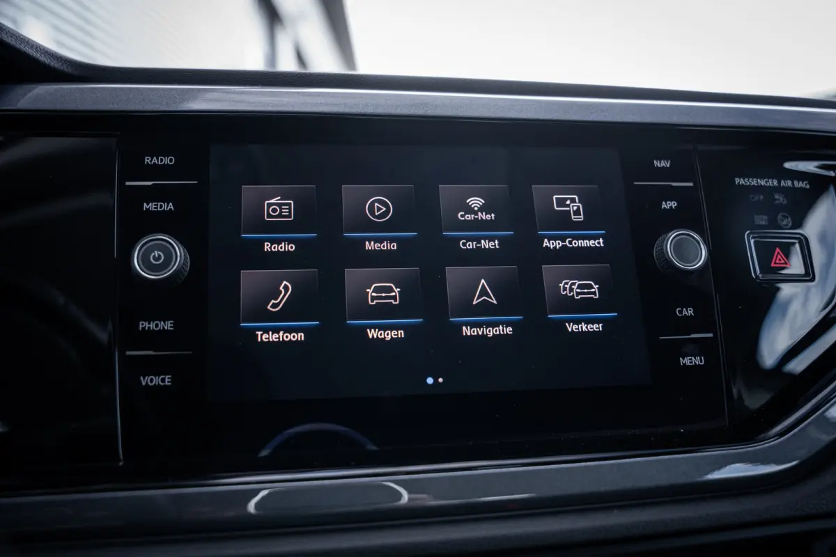 1.0 TSI Highline | Airco (automatisch) | Lichtmetalen velgen 17" | Metaalkleur