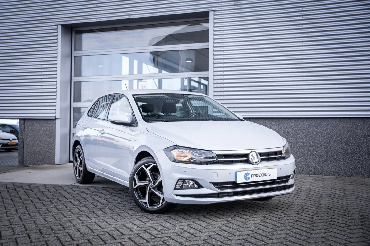1.0 TSI Highline | Airco (automatisch) | Lichtmetalen velgen 17" | Metaalkleur