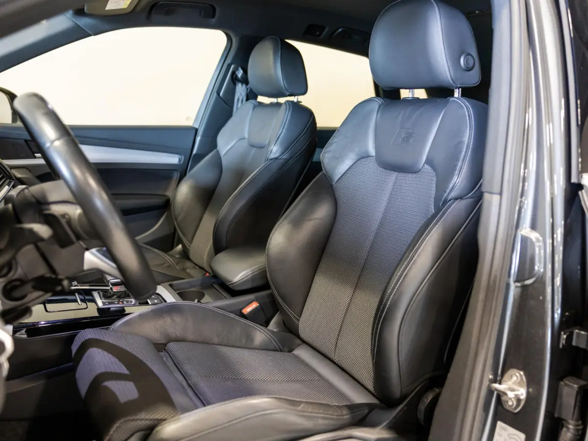 50 TFSI e S-Line edition SOH 93% / 300pk / Achteruitrij camera / NAP / Dealer onderhouden /