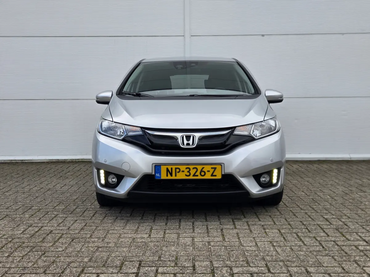 1.3 i-VTEC Elegance Keyless entry / Cruise control / Dab radio / Hill hold / Achteruitrijcamera