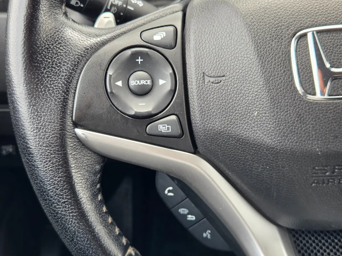1.3 i-VTEC Elegance Keyless entry / Cruise control / Dab radio / Hill hold / Achteruitrijcamera