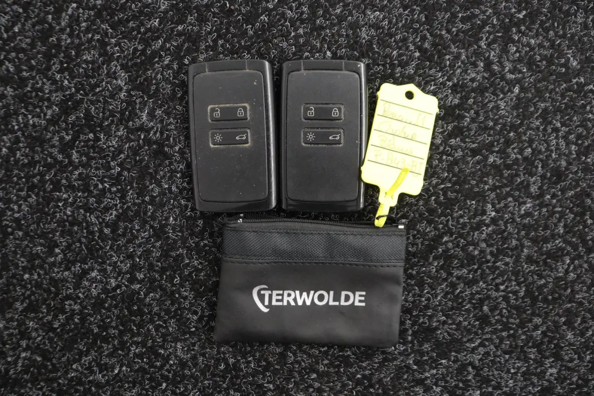 TCe 90 GPF Intens | Trekhaak | Parkeercamera | Navigatie |