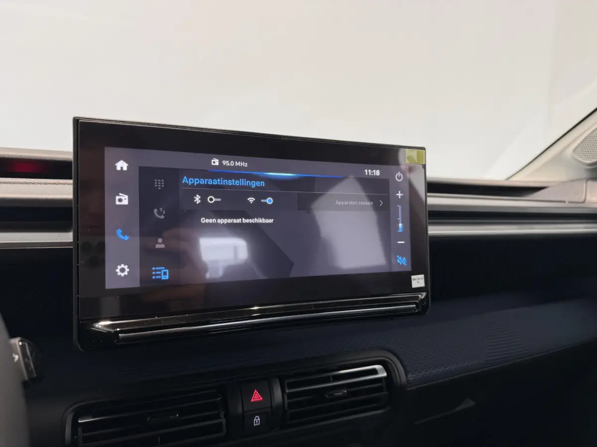 1.2 Hybrid 110pk Collection | APPLE CARPLAY & ANDROID AUTO | DAB | CAMERA | DEMO