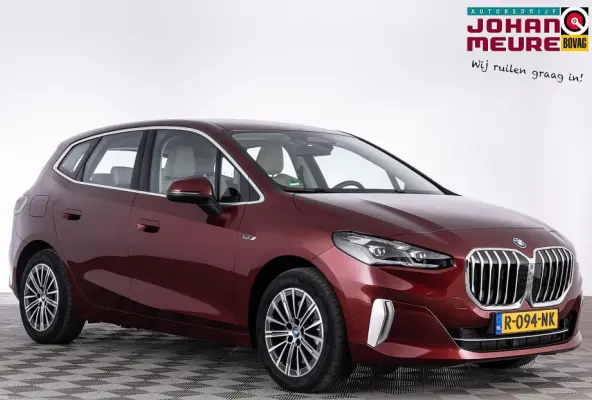 230e xDrive | LEDER | CAMERA | ECC | harman/kardon ✅ 1e Eigenaar !
