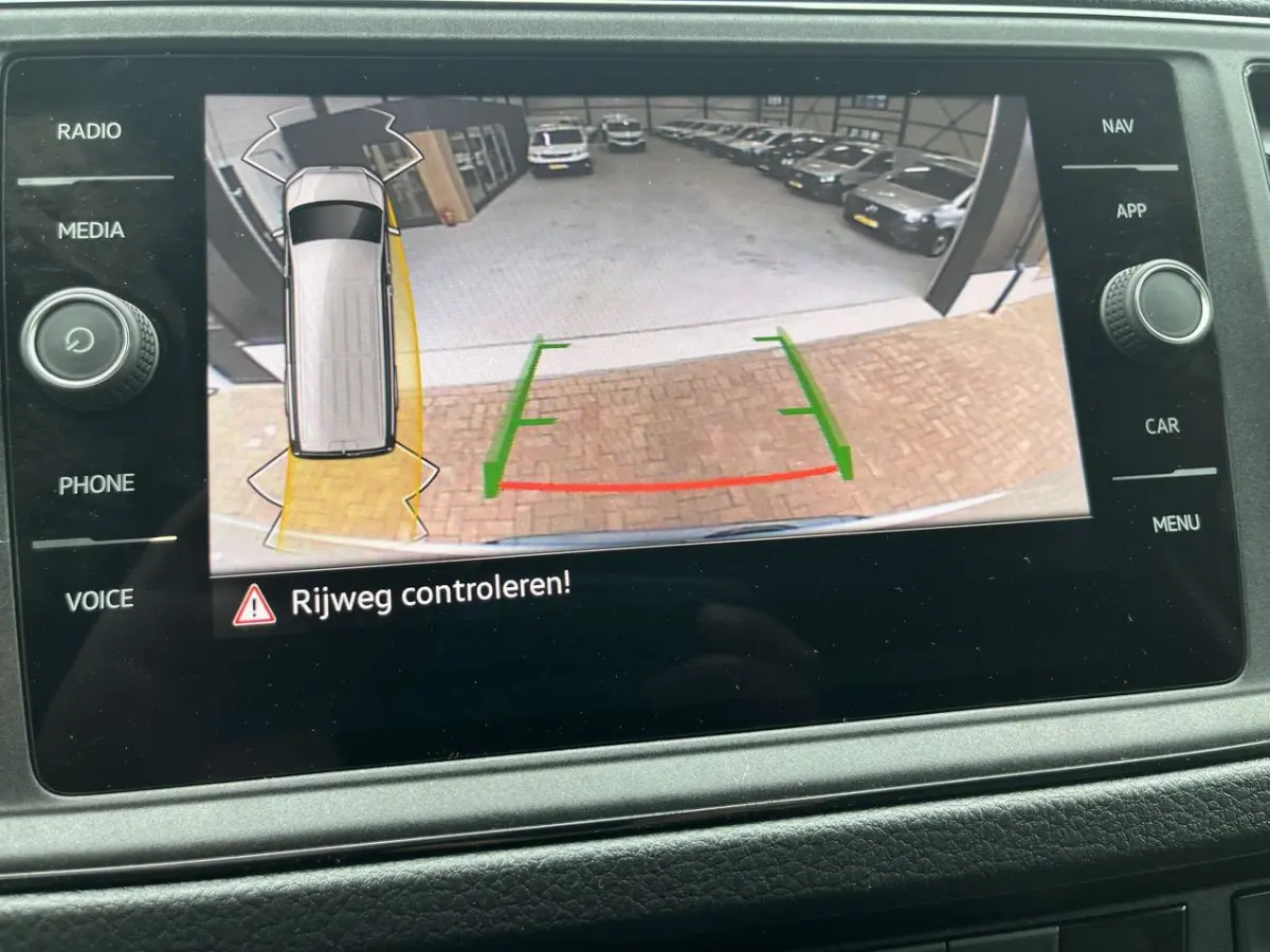 35 2.0 TDI 141pk E6 L3 Comfortline Lease €422 p/m, Airco, Carplay, Navi, PDC, Bedrijfsinrichting, 2x Schuifdeur. Volledig onderhoudshistorie aanwezig