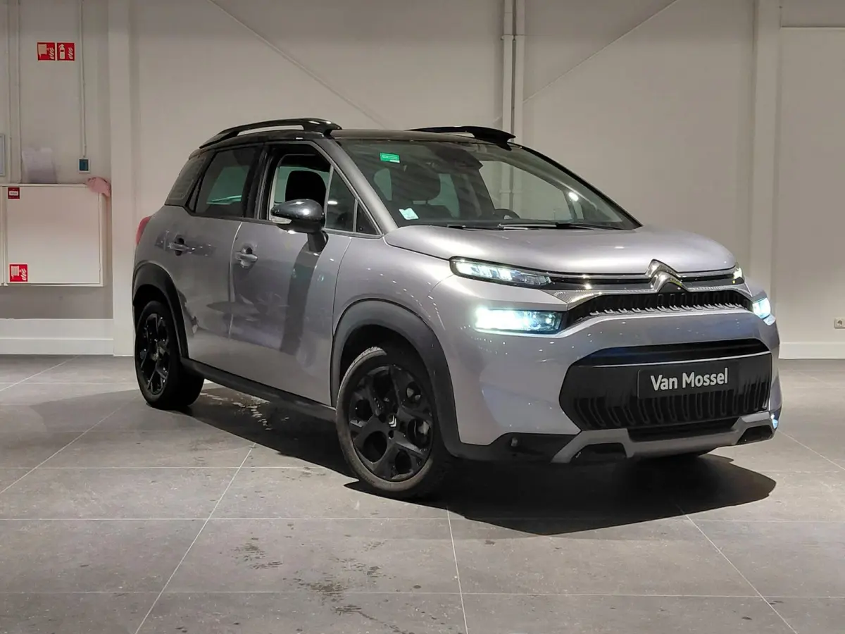 1.2 110PK Max | HOGE INSTAP | HOGE ZIT | NAVIGATIE | CAMERA ACHTER | PARKEERSENSOREN | LICHTMETALEN WIELEN