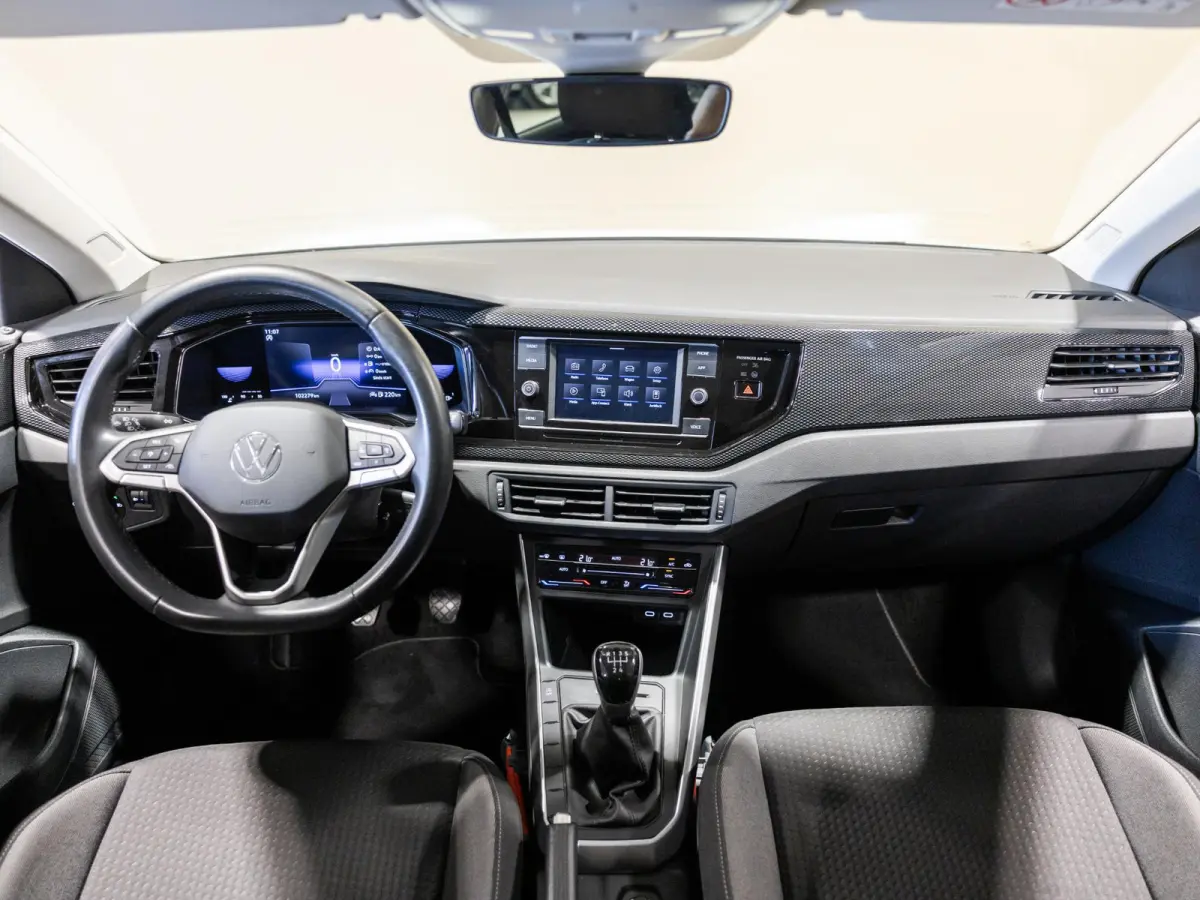 1.0 TSI Life / 95pk / Achteruitrij camera / Automatische klimaatregeling / NAP / Dealer onderhouden /