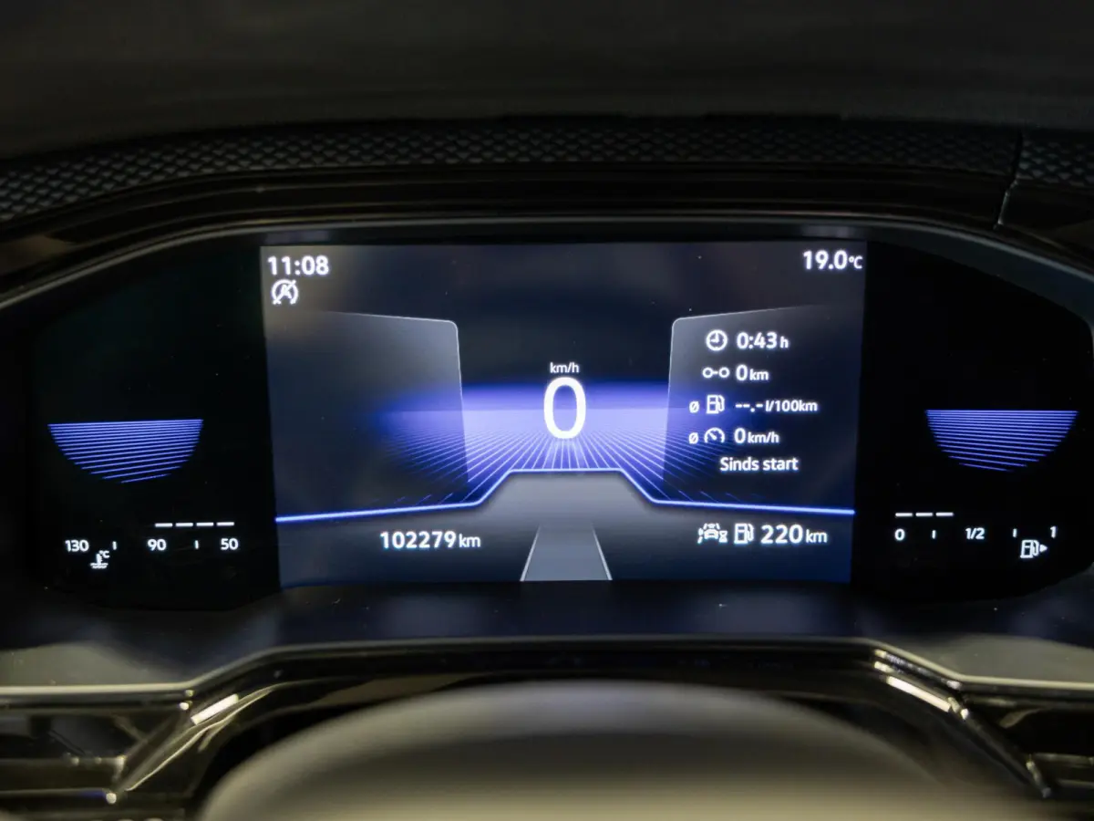 1.0 TSI Life / 95pk / Achteruitrij camera / Automatische klimaatregeling / NAP / Dealer onderhouden /