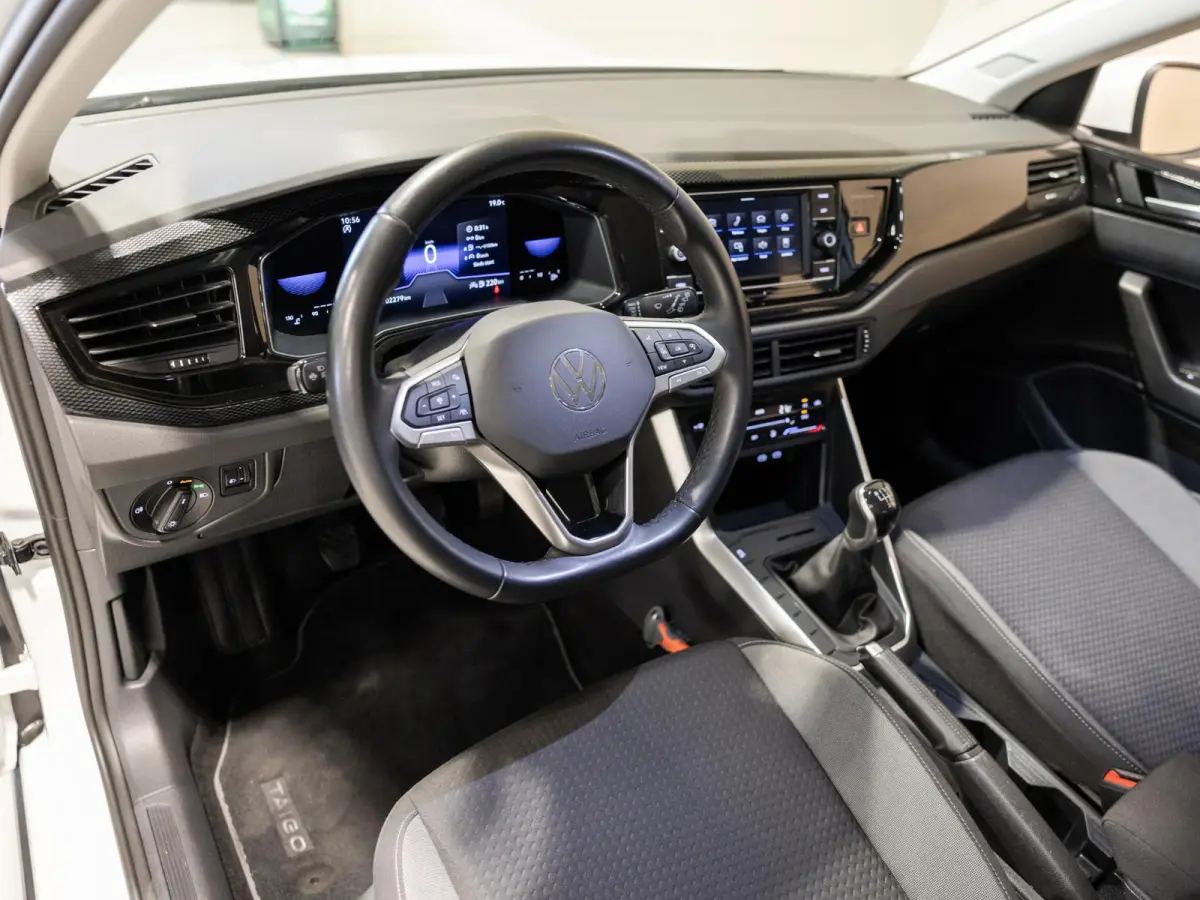 1.0 TSI Life / 95pk / Achteruitrij camera / Automatische klimaatregeling / NAP / Dealer onderhouden /