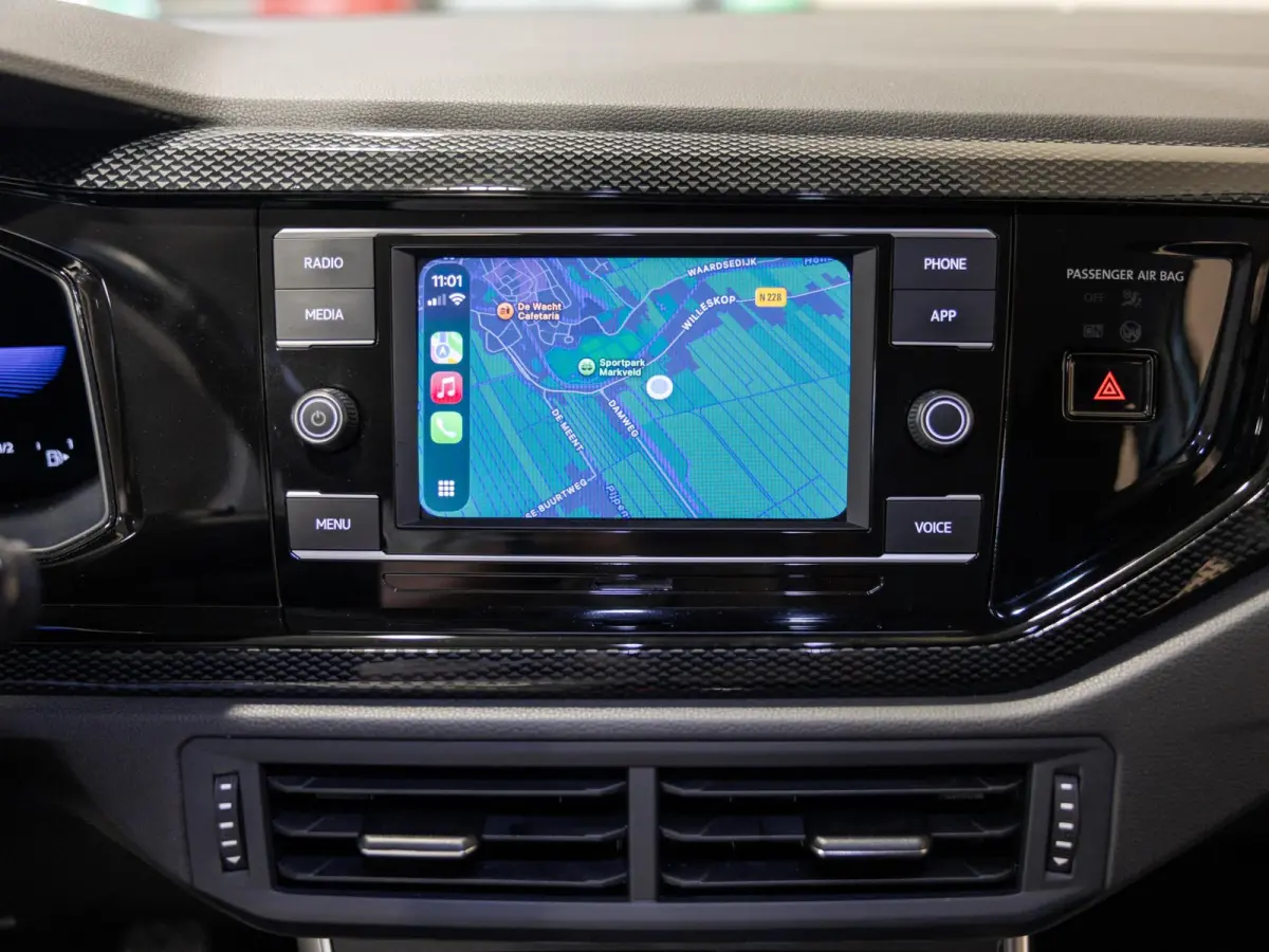 1.0 TSI Life / 95pk / Achteruitrij camera / Automatische klimaatregeling / NAP / Dealer onderhouden /