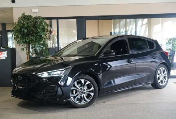 1.0 EcoBoost Hybrid ST Line X 155pk Navi Cam Led Nieuw Model