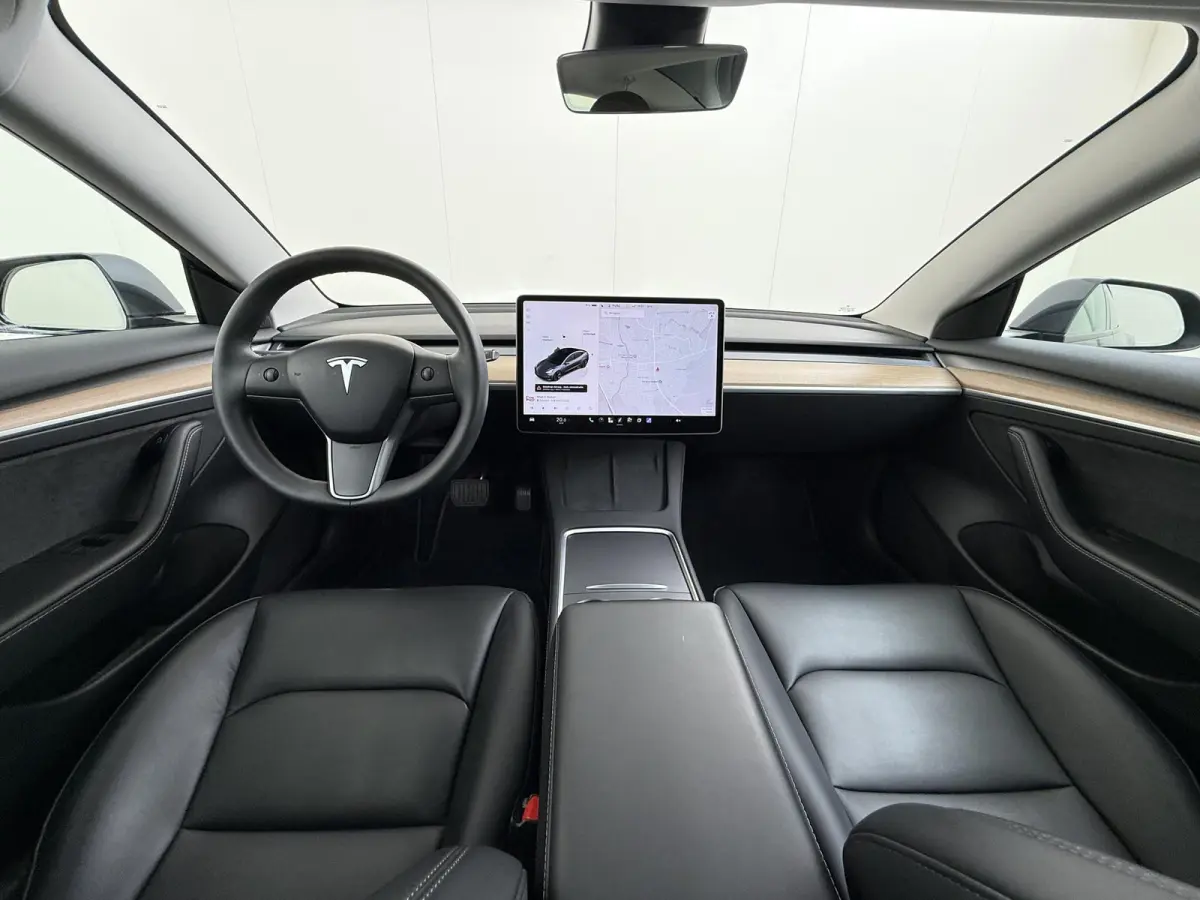 Long Range AWD 75 kWh FABRIEKSGARANTIE OP ACCU & AANDRIJFLIJN TOT 2031 OF 192.000 KM + ALGEMENE AUTO T/M 06-2027 of 80.000KM! BTW verrekenbaar | SOH 94% |