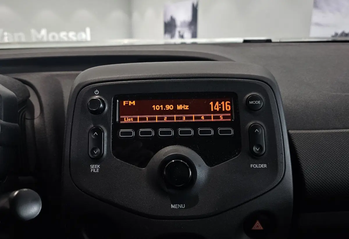 1.0 e-VTi Live Ruime instap | Zeer zuinig | Budget | Hoge instap