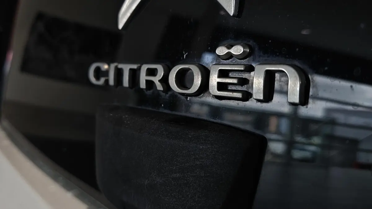 1.0 e-VTi Live Ruime instap | Zeer zuinig | Budget | Hoge instap