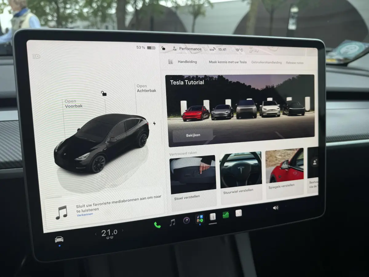 Long Range AWD 75 kWh VAN: 38.900,- VOOR: 35.877,- UW HERFSTVOORDEEL: 3.023,-|SOH 92%| ORIGINEEL NED. NAP| 1STE EIGENAAR!| FABRIEKSGARANTIE OP ACCU & AANDRIJFLIJN TOT 2031 OF 192.000 KM| BTW