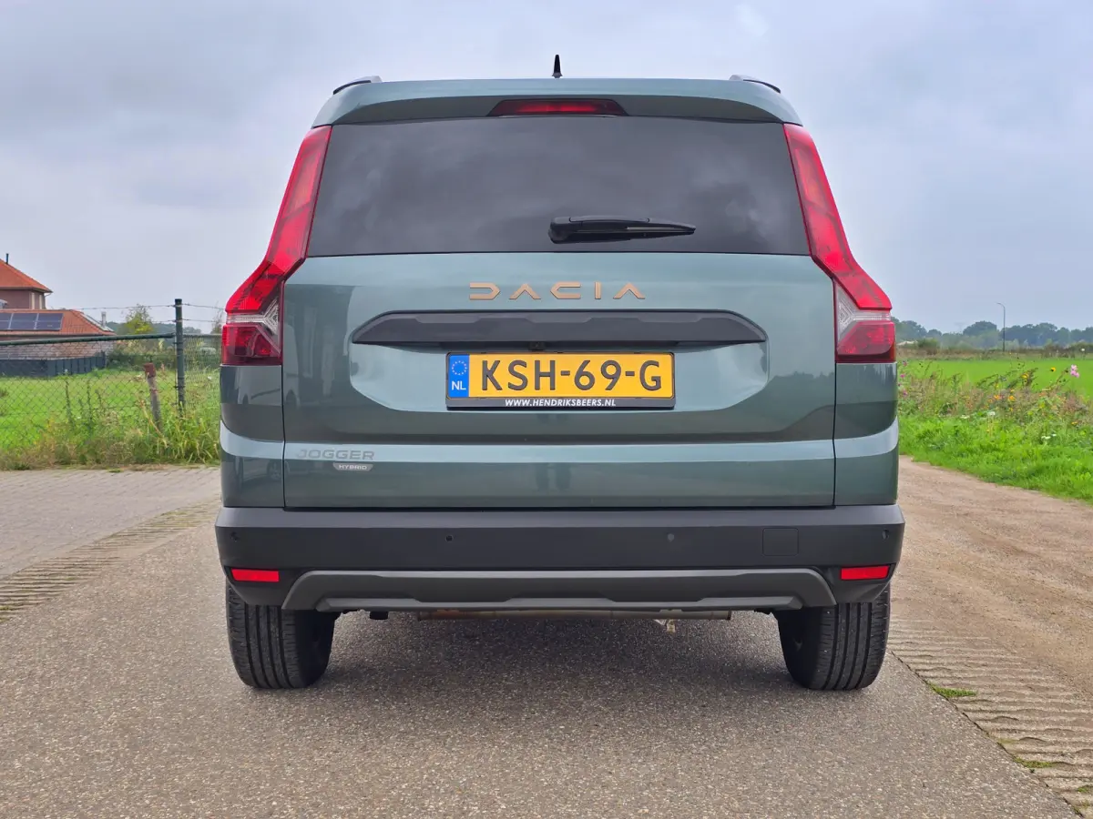 1.6 Hybrid Extreme 7p. - 140 Pk - Navi - ParkeerCamera
