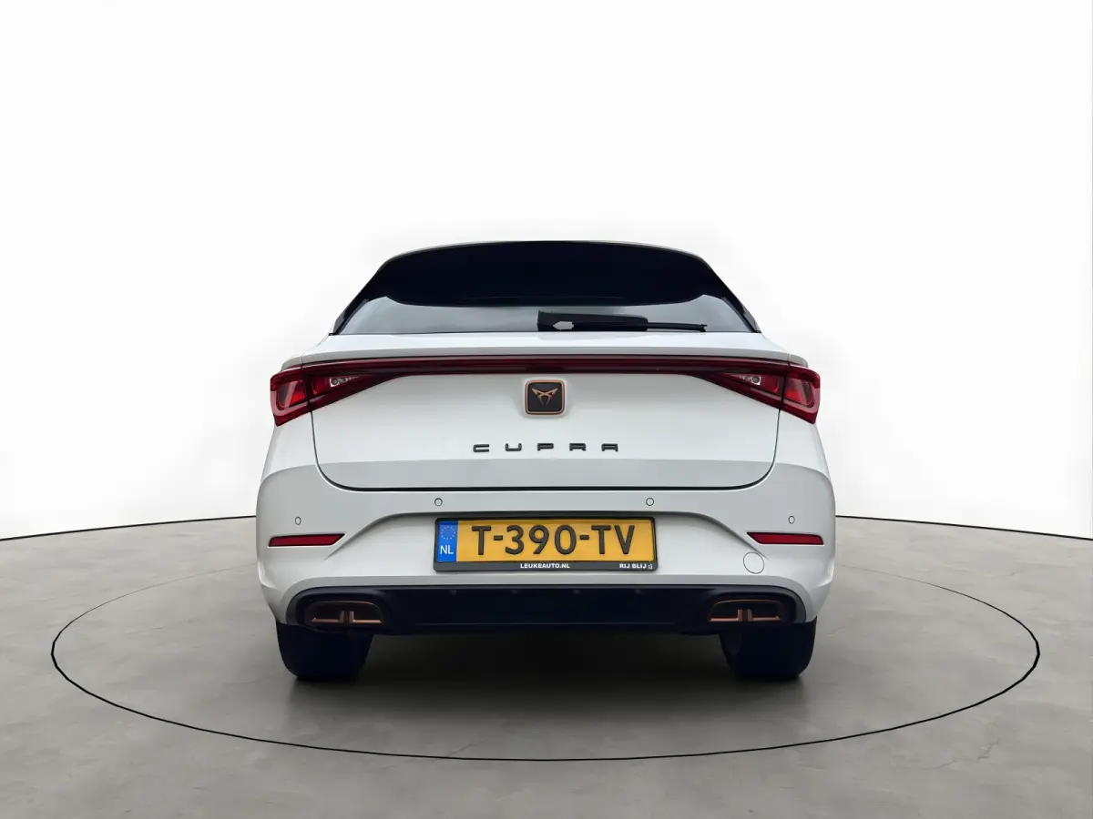 1.4 e-Hybrid 245PK VZ Adrenaline Pano Keyless Schaalstoelen
