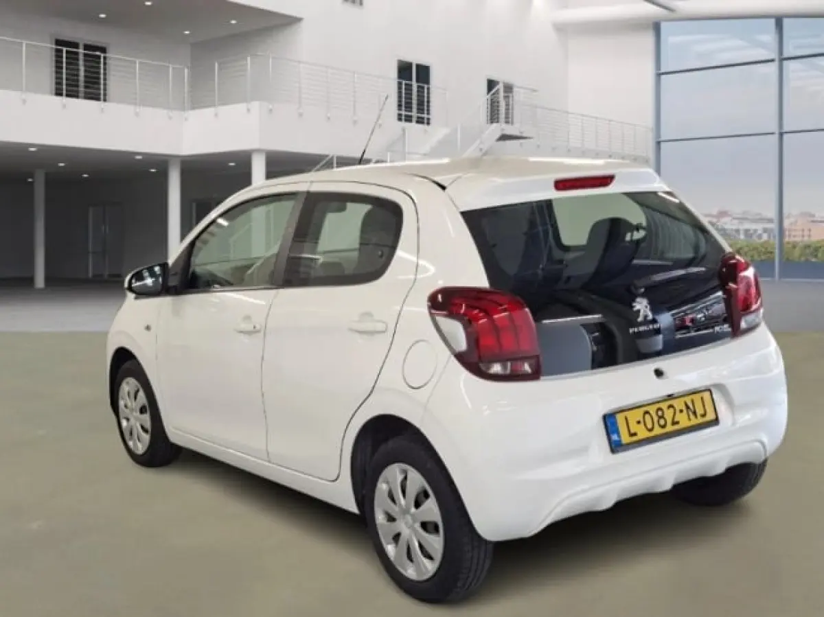 1.0 e-VTi Active Camera | Carplay | Airco | Bleutooth | Centrale Vergrendeling | LED Dagrij | Elek. Ramen | Achteruitrijcamera | Airco | Apple Carplay/Android Auto|telefoonintegratie premium
