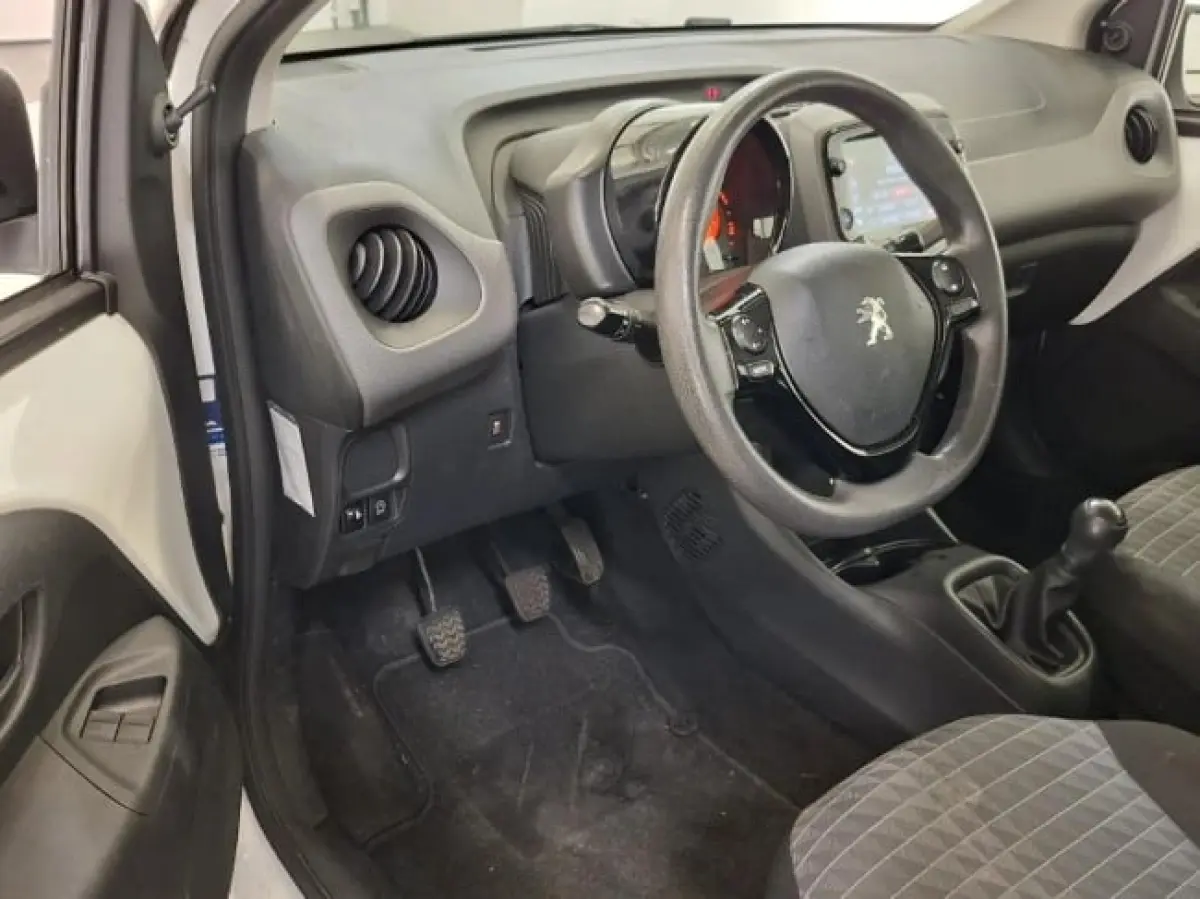 1.0 e-VTi Active Camera | Carplay | Airco | Bleutooth | Centrale Vergrendeling | LED Dagrij | Elek. Ramen | Achteruitrijcamera | Airco | Apple Carplay/Android Auto|telefoonintegratie premium