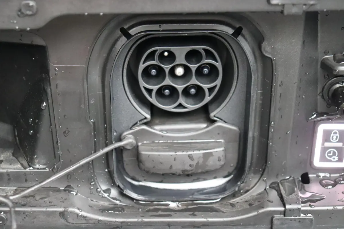 136 L1 50 kWh Apple CarPlay Achteruitrijcamera Comfortstoel