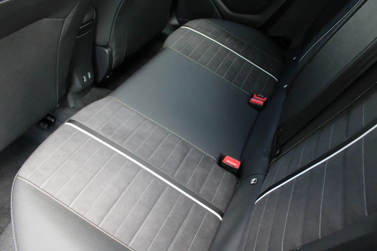Mokka-e GSE 54 kWh | Sportstoelen | Camera | Stoelverwarming | Navigatie | Fase 3 Laden |