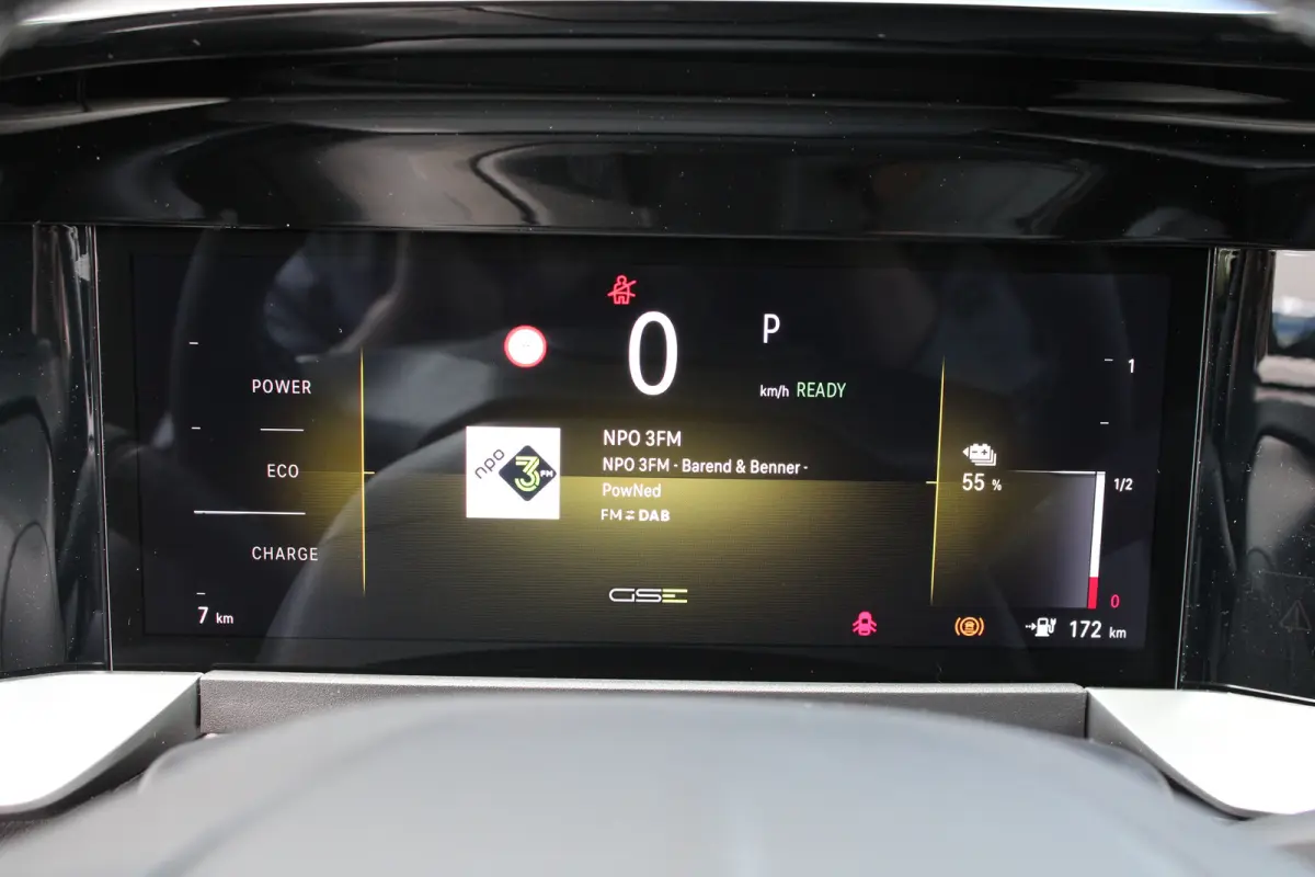 Mokka-e GSE 54 kWh | Sportstoelen | Camera | Stoelverwarming | Navigatie | Fase 3 Laden |