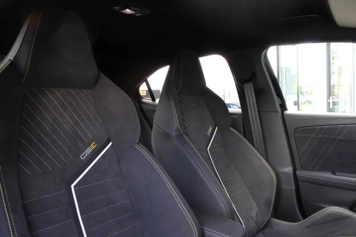 Mokka-e GSE 54 kWh | Sportstoelen | Camera | Stoelverwarming | Navigatie | Fase 3 Laden |