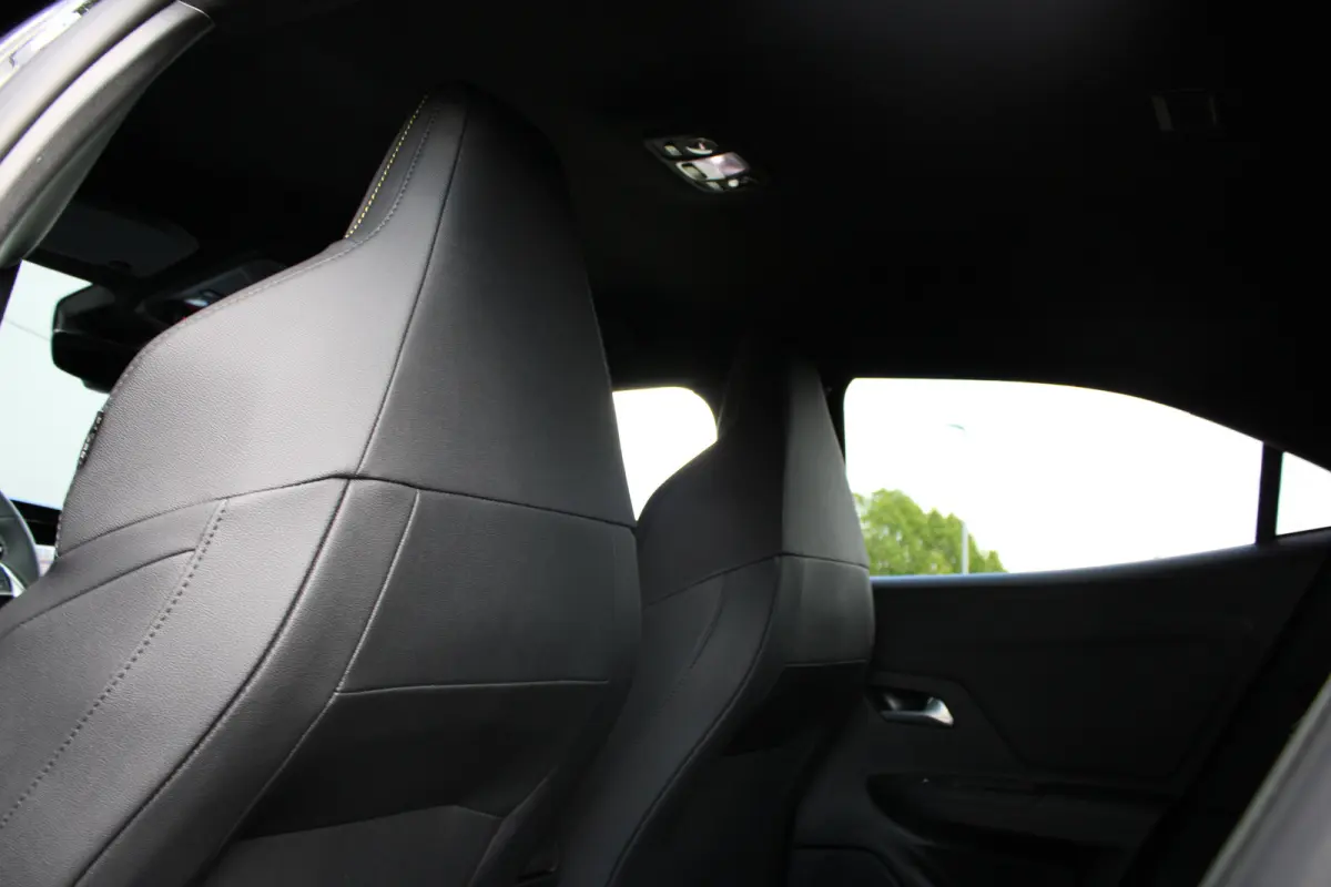 Mokka-e GSE 54 kWh | Sportstoelen | Camera | Stoelverwarming | Navigatie | Fase 3 Laden |