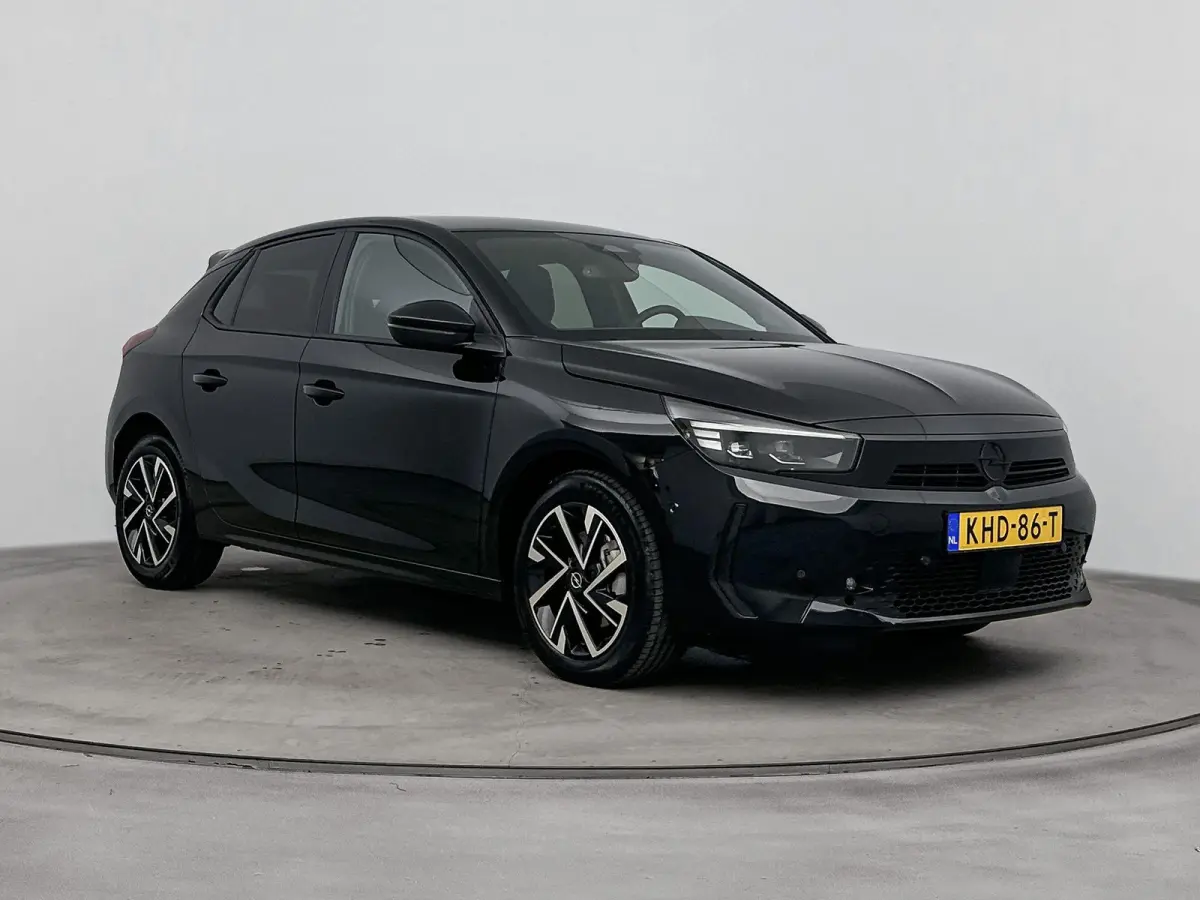 1.2 Turbo Hybrid Ultimate | DEMO deal | Luxe bekleding | Lichtmetalen velgen | Dodehoekdetectie | Navigatie | Camera |