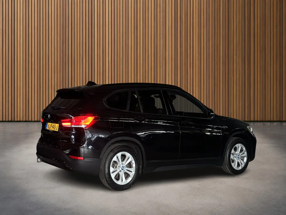 xDrive25e Executive 2e-Eig. & Keurig-Onderh. BOVAG-Garantie. NL-Auto.