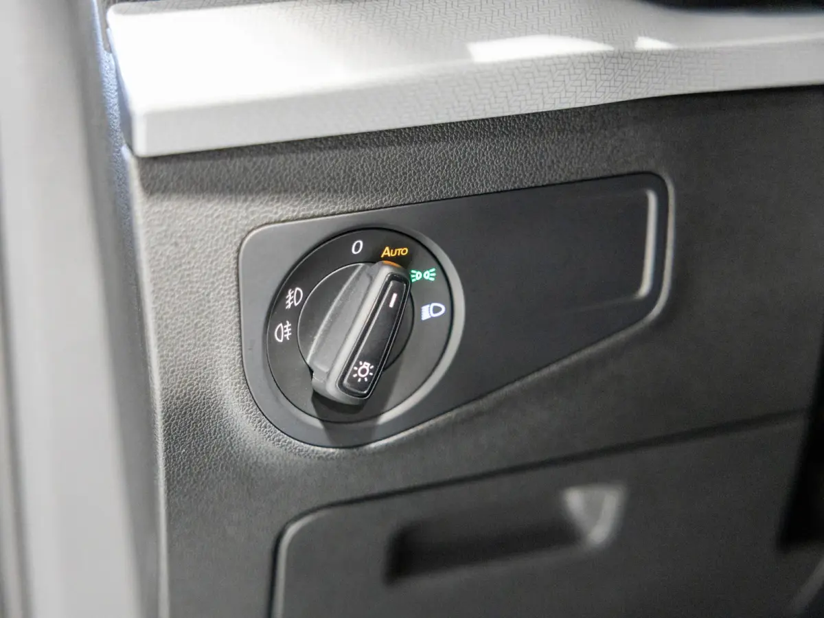 1.5 TSI Style Business Intense / 150pk / Achteruitrij camera / Stoelverwarming / NAP / Dealer onderhouden /