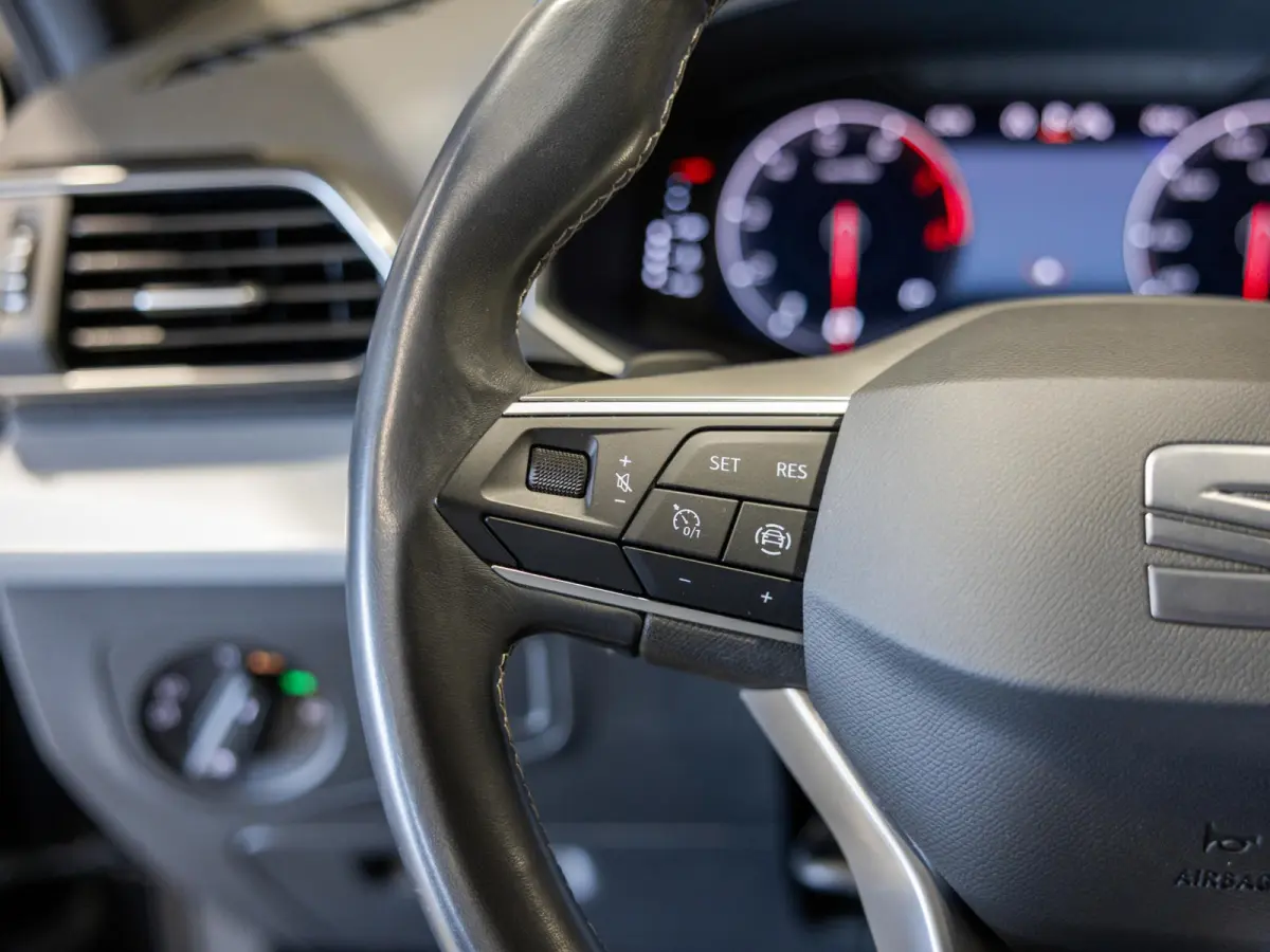1.5 TSI Style Business Intense / 150pk / Achteruitrij camera / Stoelverwarming / NAP / Dealer onderhouden /