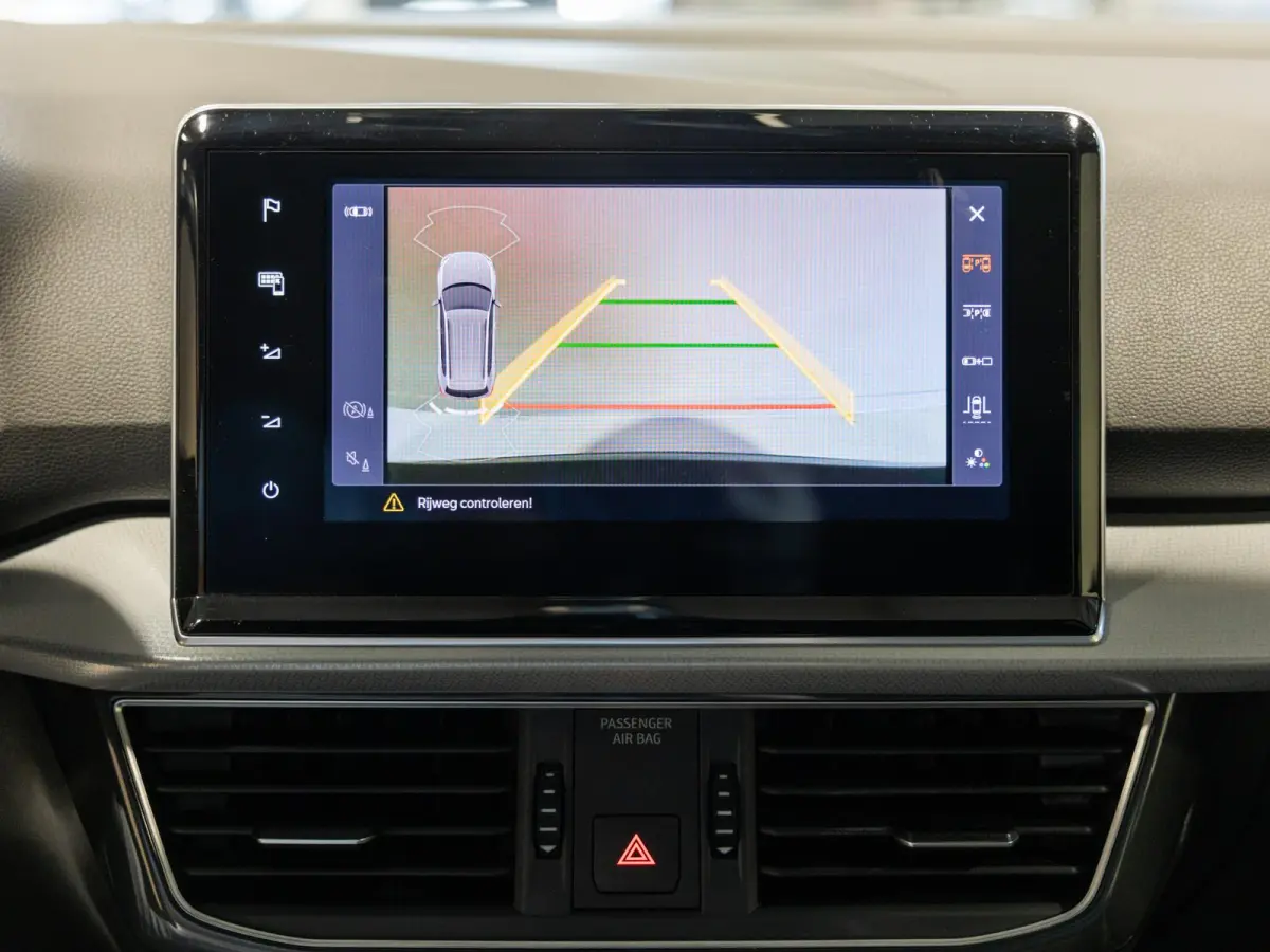 1.5 TSI Style Business Intense / 150pk / Achteruitrij camera / Stoelverwarming / NAP / Dealer onderhouden /