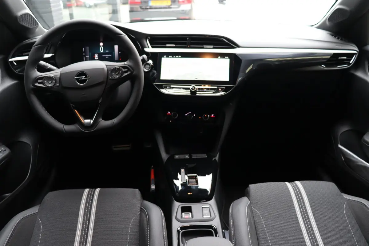 1.2 Turbo Hybrid GS Stoel-Stuurverwarming Keyless Climate Control