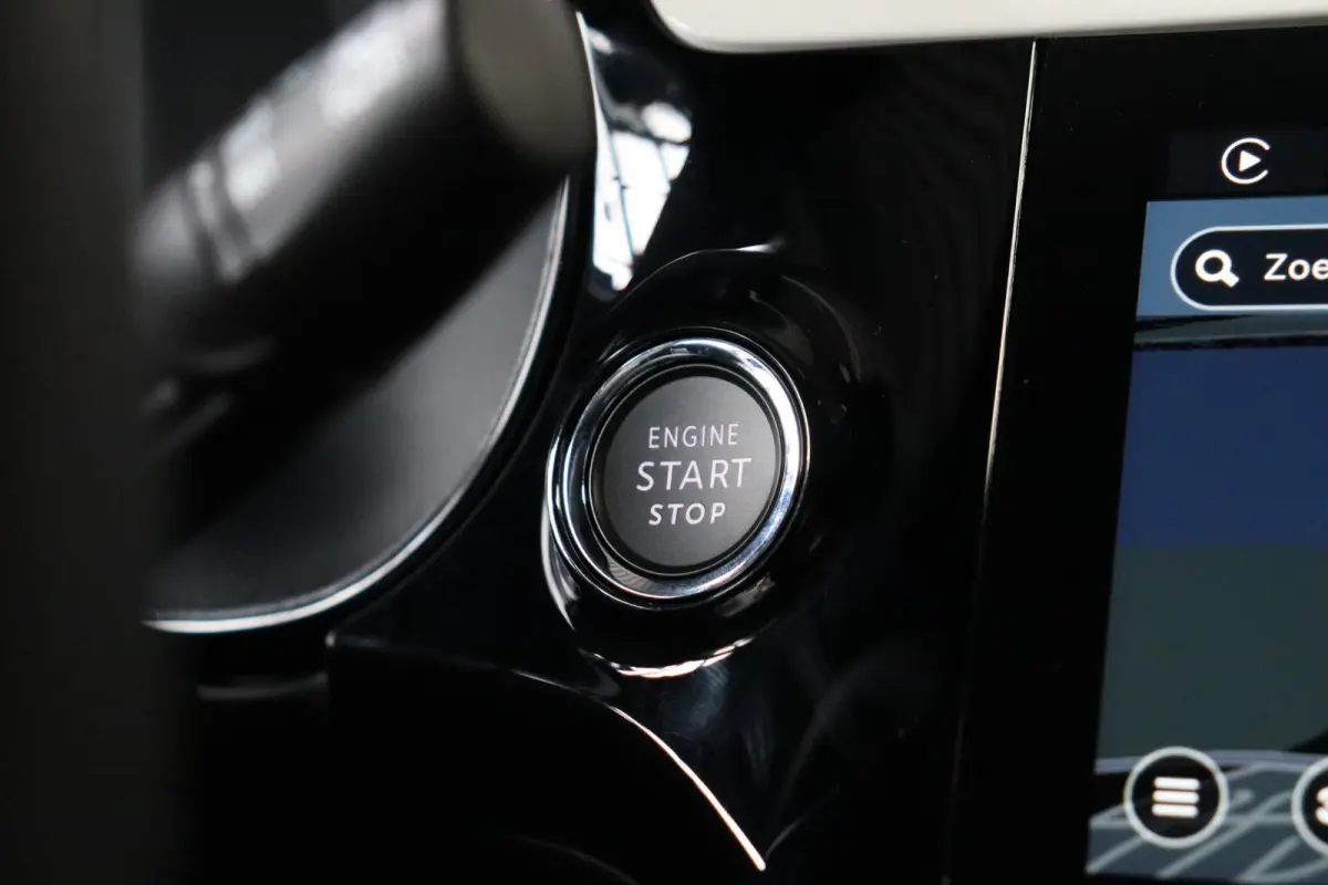 1.2 Turbo Hybrid GS Stoel-Stuurverwarming Keyless Climate Control