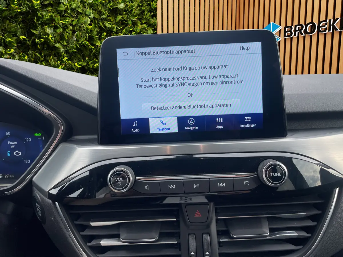 2.5 PHEV Titanium Stoel- stuurverw | Cruise control | Carplay | Achteruitrij camera | Elektrische trekhaak