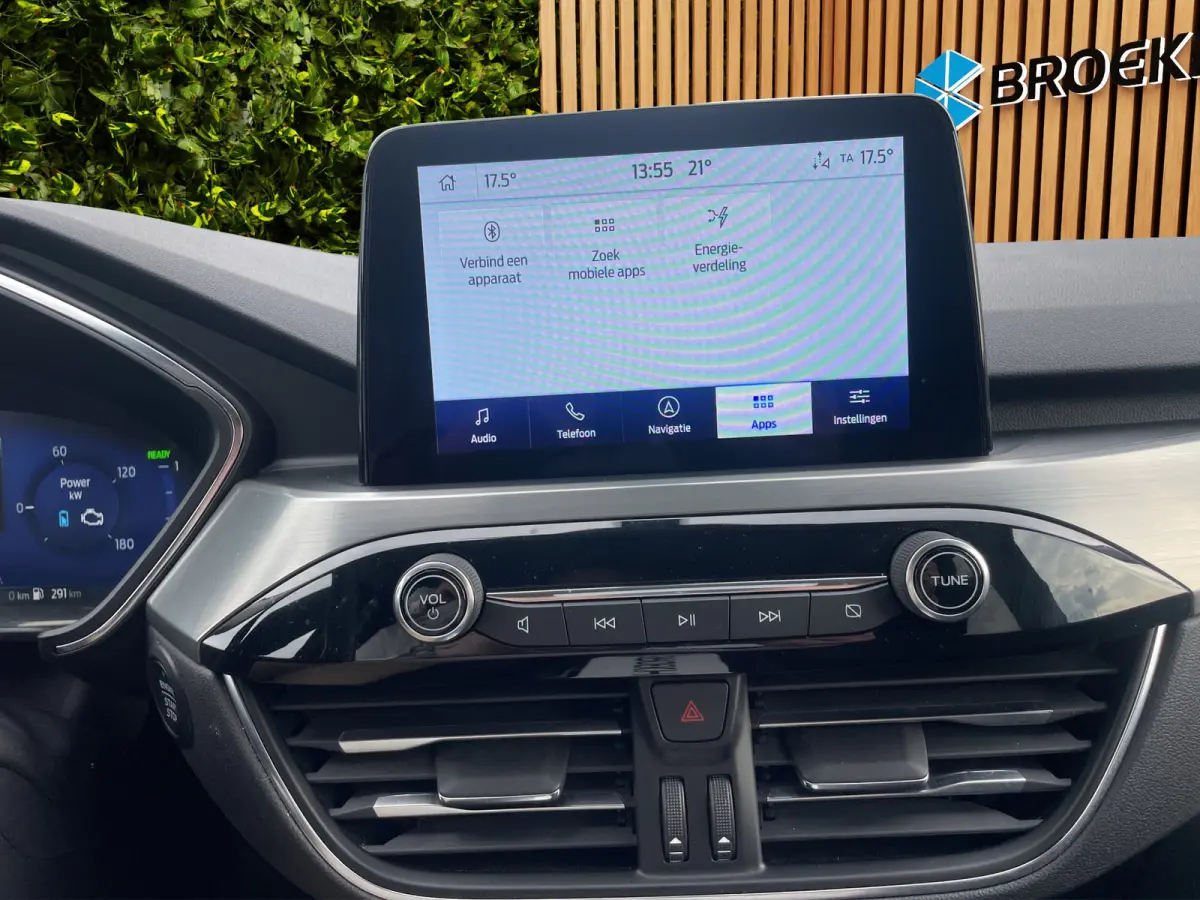 2.5 PHEV Titanium Stoel- stuurverw | Cruise control | Carplay | Achteruitrij camera | Elektrische trekhaak