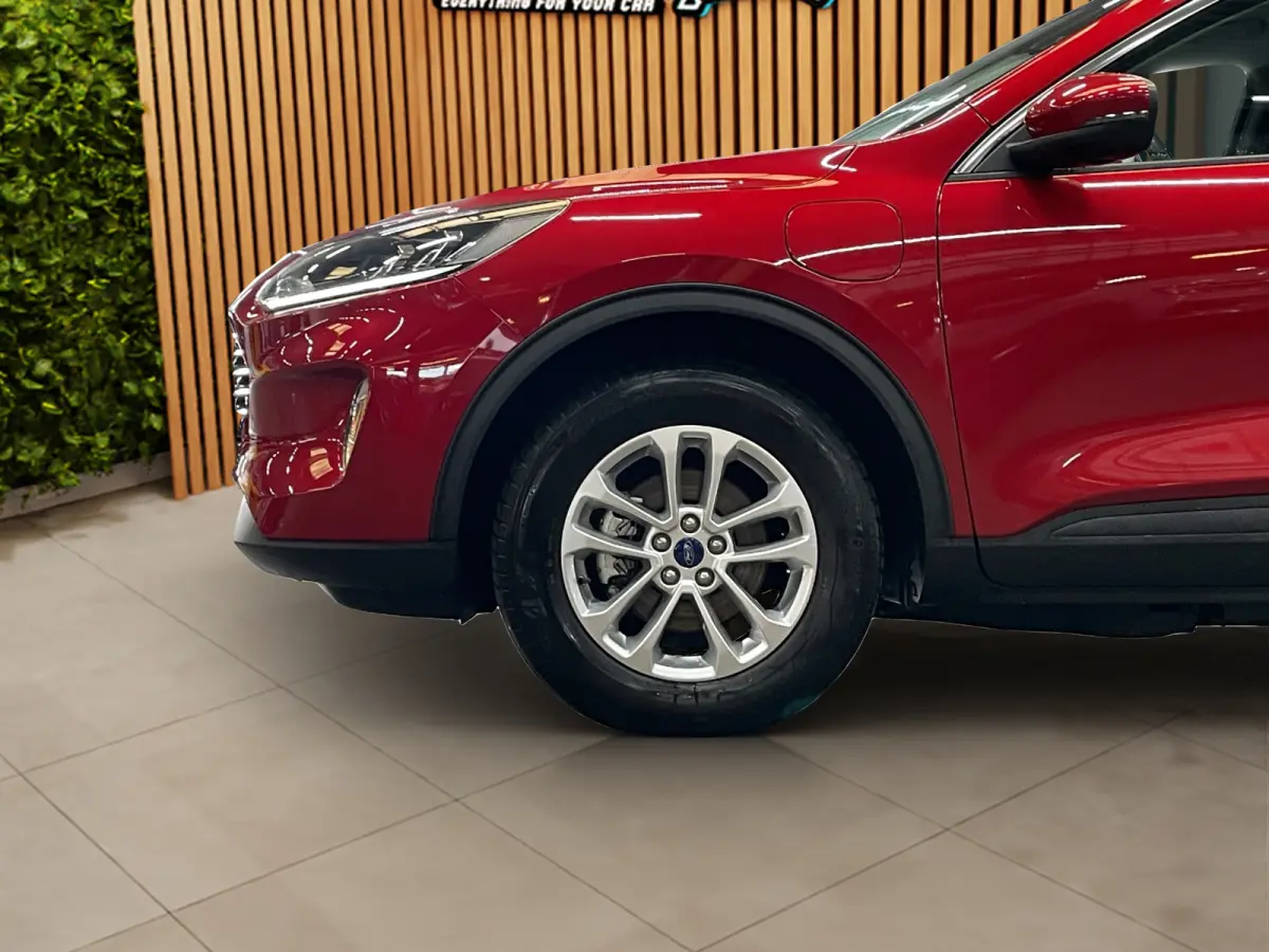 2.5 PHEV Titanium Stoel- stuurverw | Cruise control | Carplay | Achteruitrij camera | Elektrische trekhaak