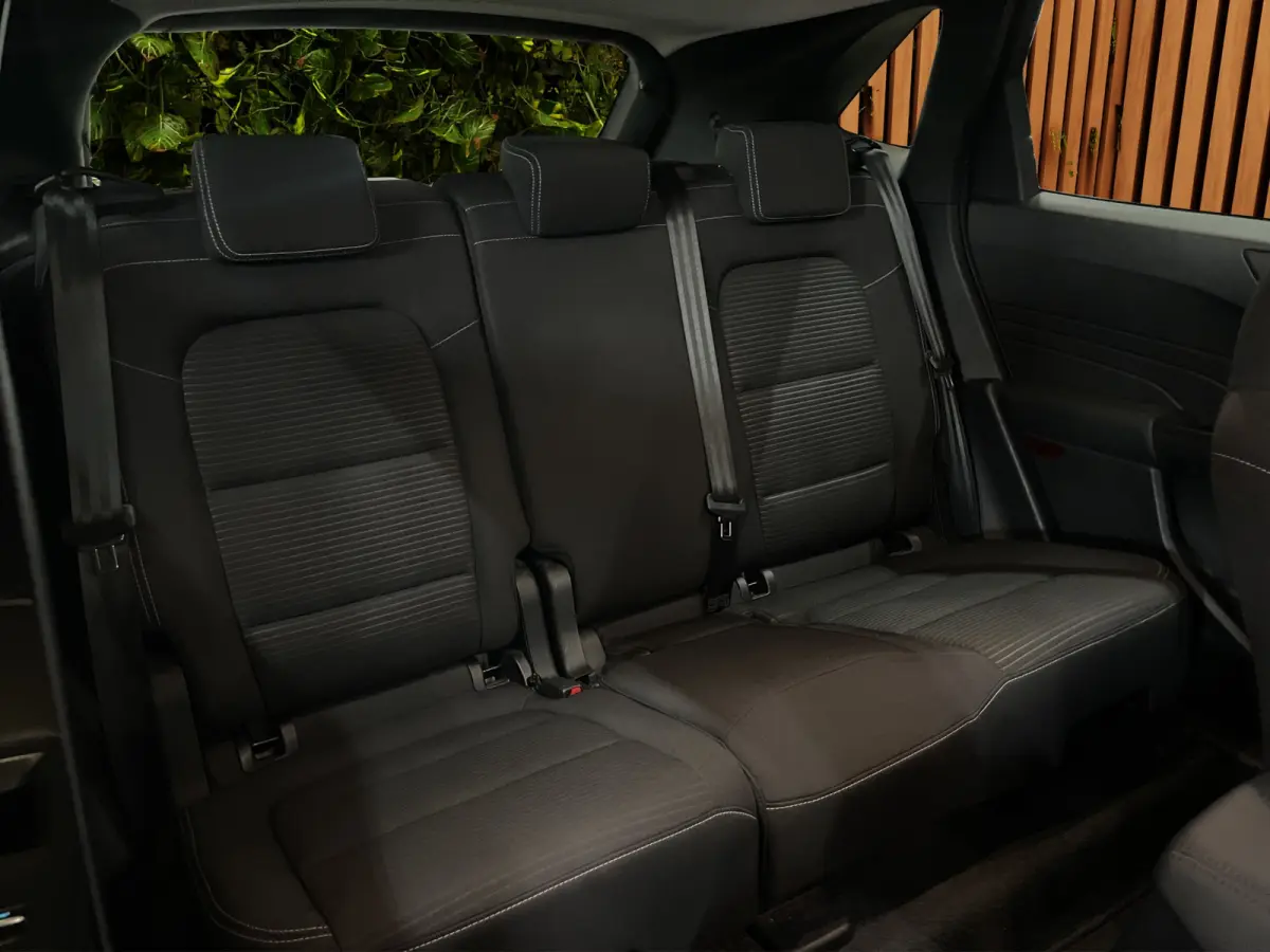 2.5 PHEV Titanium Stoel- stuurverw | Cruise control | Carplay | Achteruitrij camera | Elektrische trekhaak