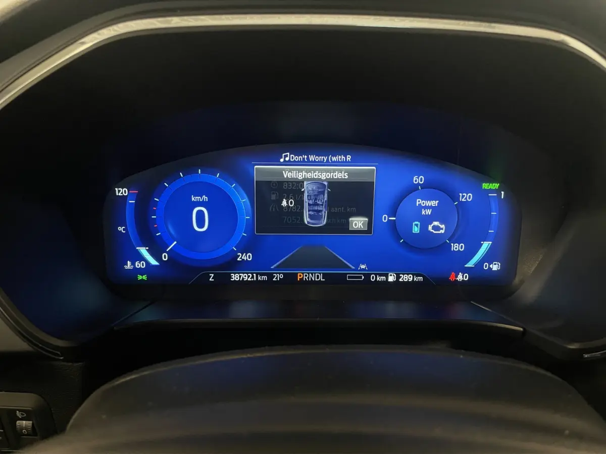 2.5 PHEV Titanium Stoel- stuurverw | Cruise control | Carplay | Achteruitrij camera | Elektrische trekhaak