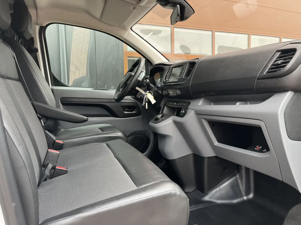 2.0 CDTI 123pk E6 L3H1 Edition Automaat 3p Lease €304 p/m, Imperiaal,  Airco, PDC, Navi, Carplay, Camera, Onderhouds historie aanwezig