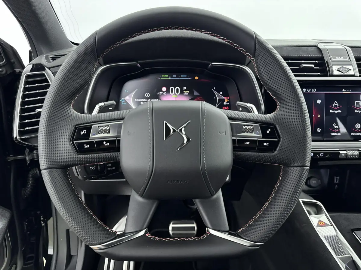 1.6 PHEV 225 Ligne Business | Panoramadak | 7,4 kW onboard charger | 360° parkeercamera | Navigatie | Apple Carplay / Android Auto |