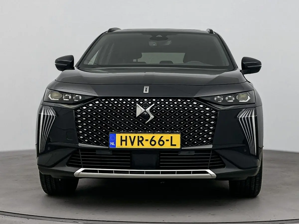 1.6 PHEV 225 Ligne Business | Panoramadak | 7,4 kW onboard charger | 360° parkeercamera | Navigatie | Apple Carplay / Android Auto |