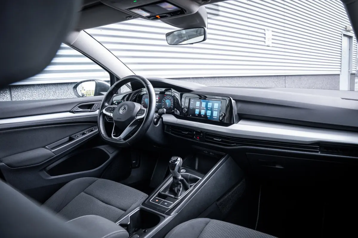1.0 TSI | Buitenspiegels elektrisch verstel- en verwarmbaar | Cruisecontrol standaard | LED koplampen
