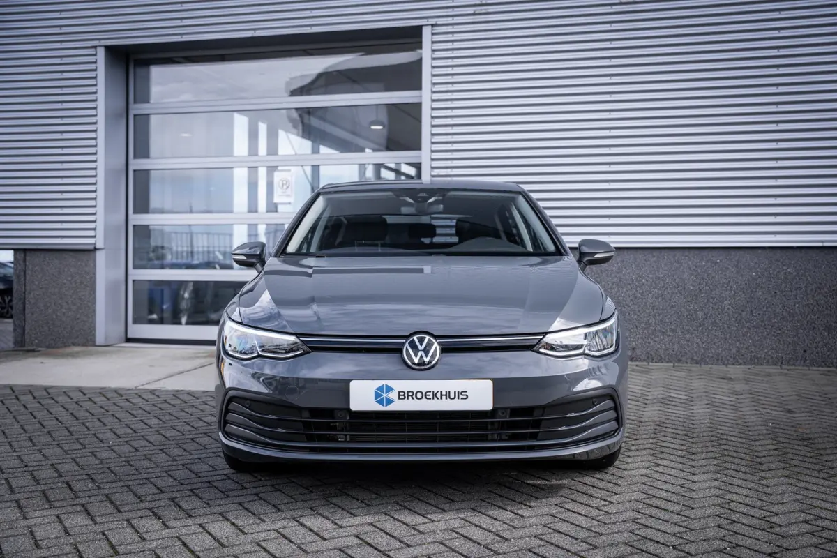 1.0 TSI | Buitenspiegels elektrisch verstel- en verwarmbaar | Cruisecontrol standaard | LED koplampen