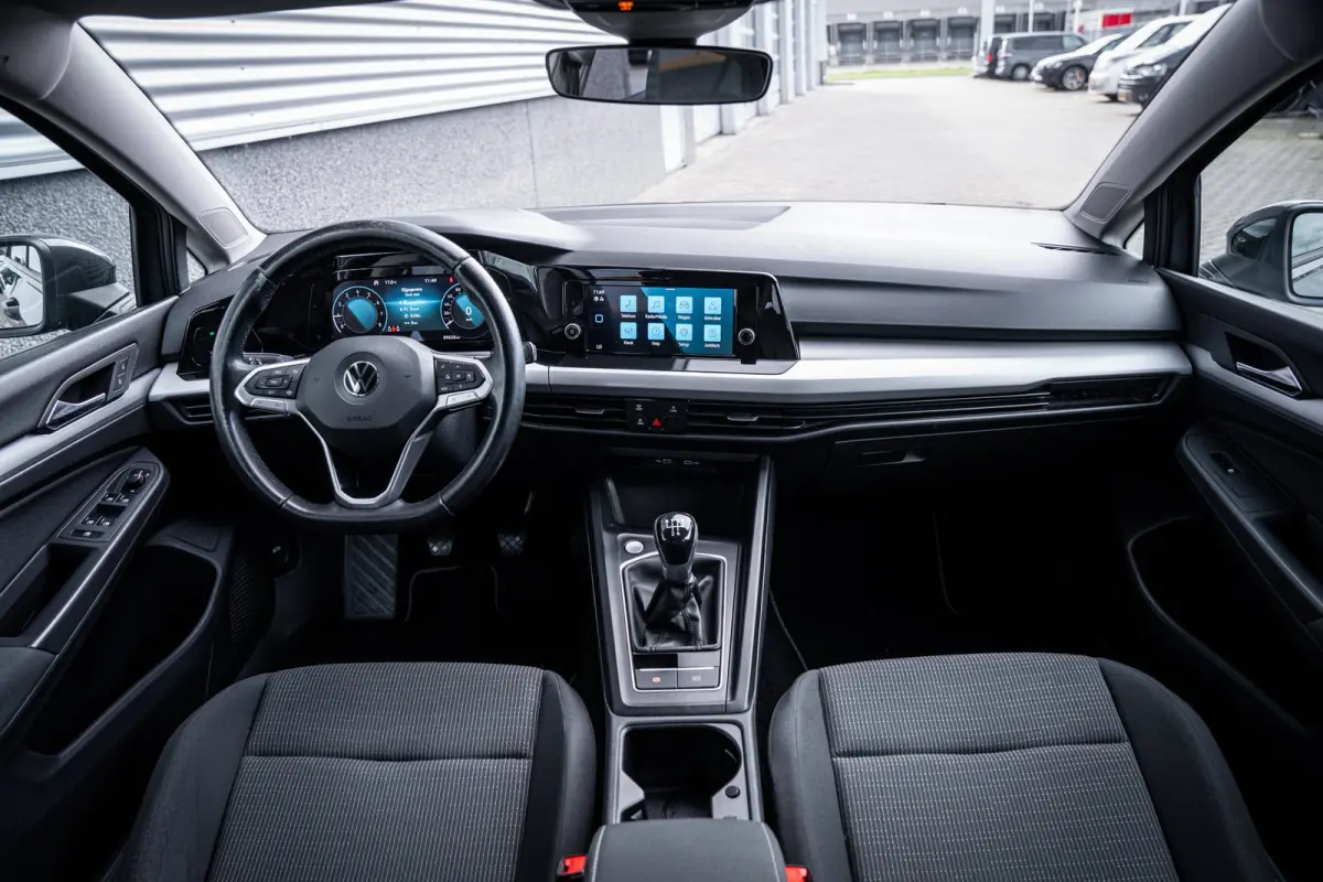 1.0 TSI | Buitenspiegels elektrisch verstel- en verwarmbaar | Cruisecontrol standaard | LED koplampen